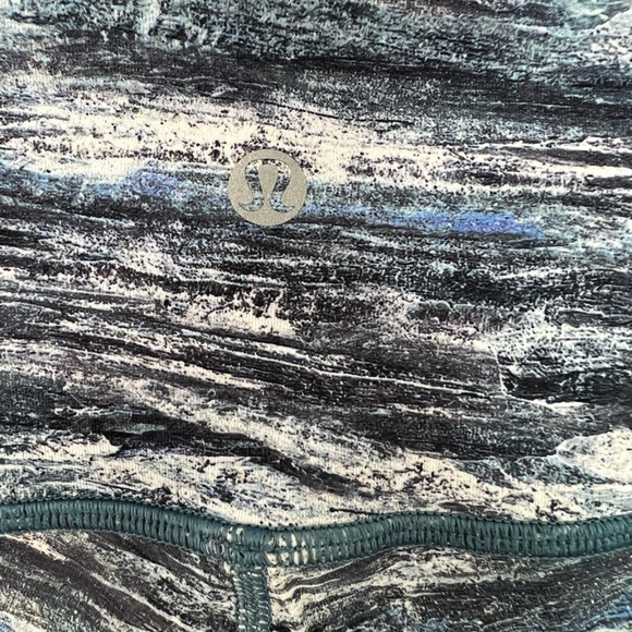 Lululemon Wunder Under Leggings size 6 - Picture 5 of 6